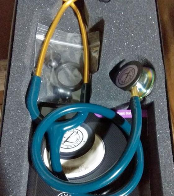 گوشی پزشکی لیتمن کلاس 3 آبی کاربنی رنگین کمانی 5807