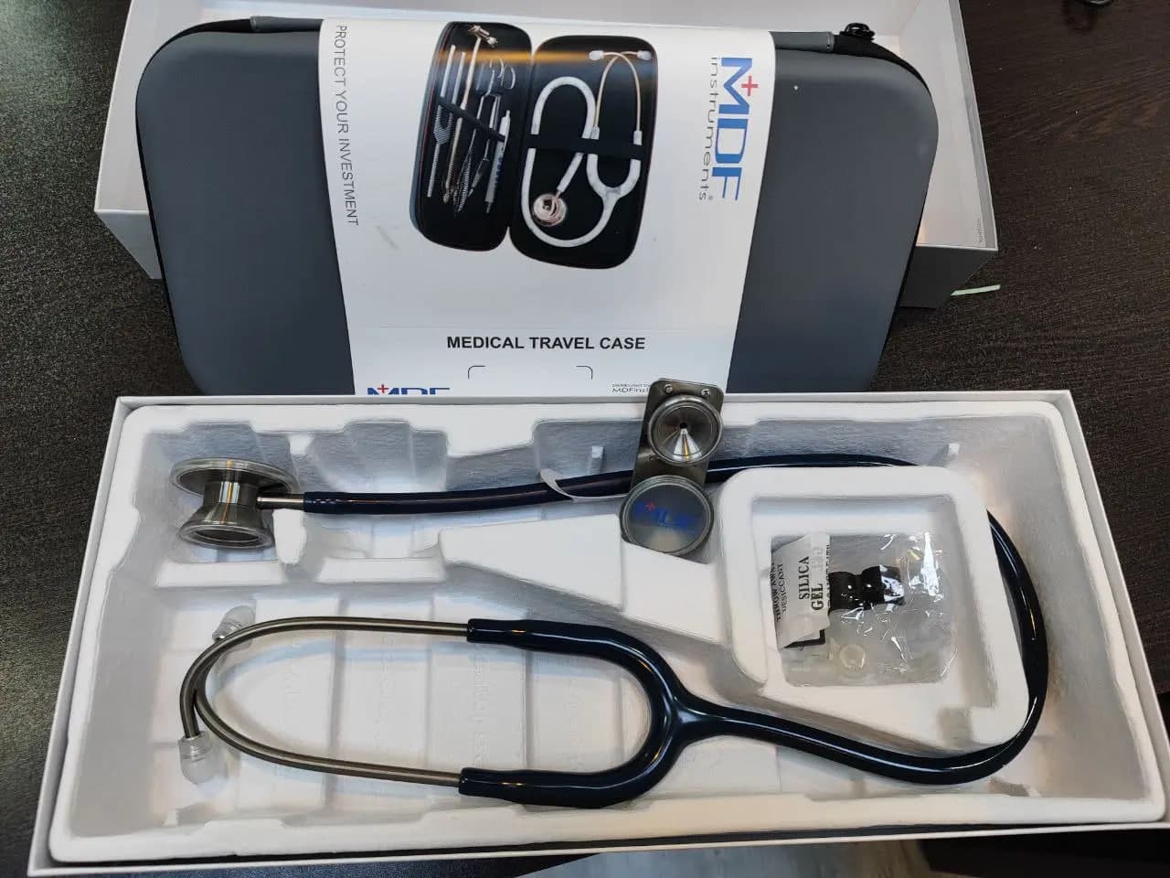 گوشی پزشکی تیتانیوم mdf 777DT