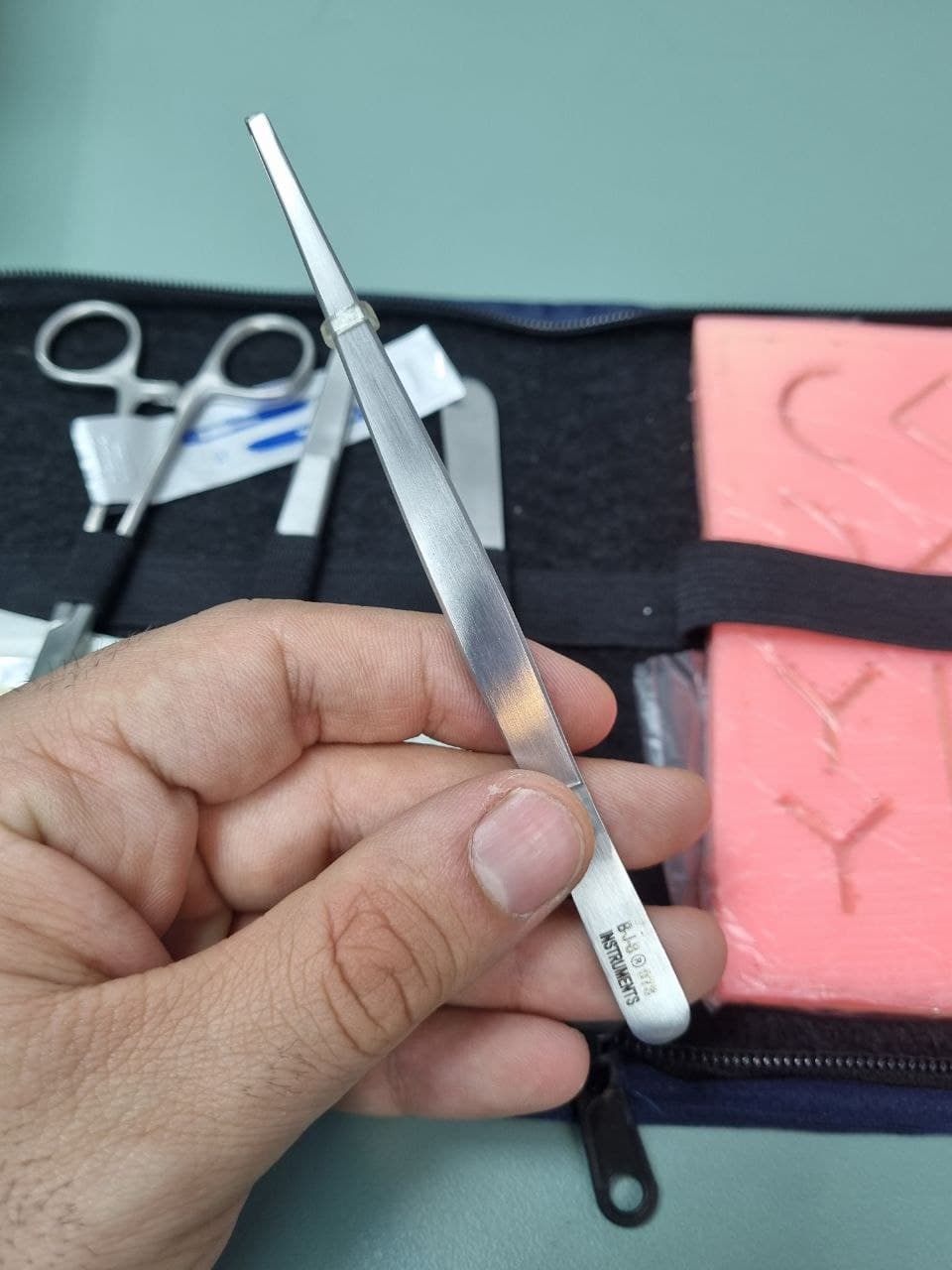 کیت بخیه پزشکی دوطرفه (کیت سوچور)